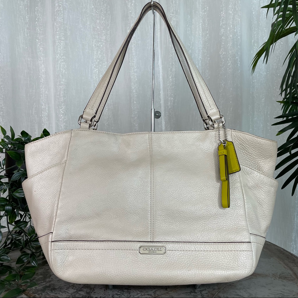Coach Park Leather Carrie Tote F23284 Sv/Parchment
